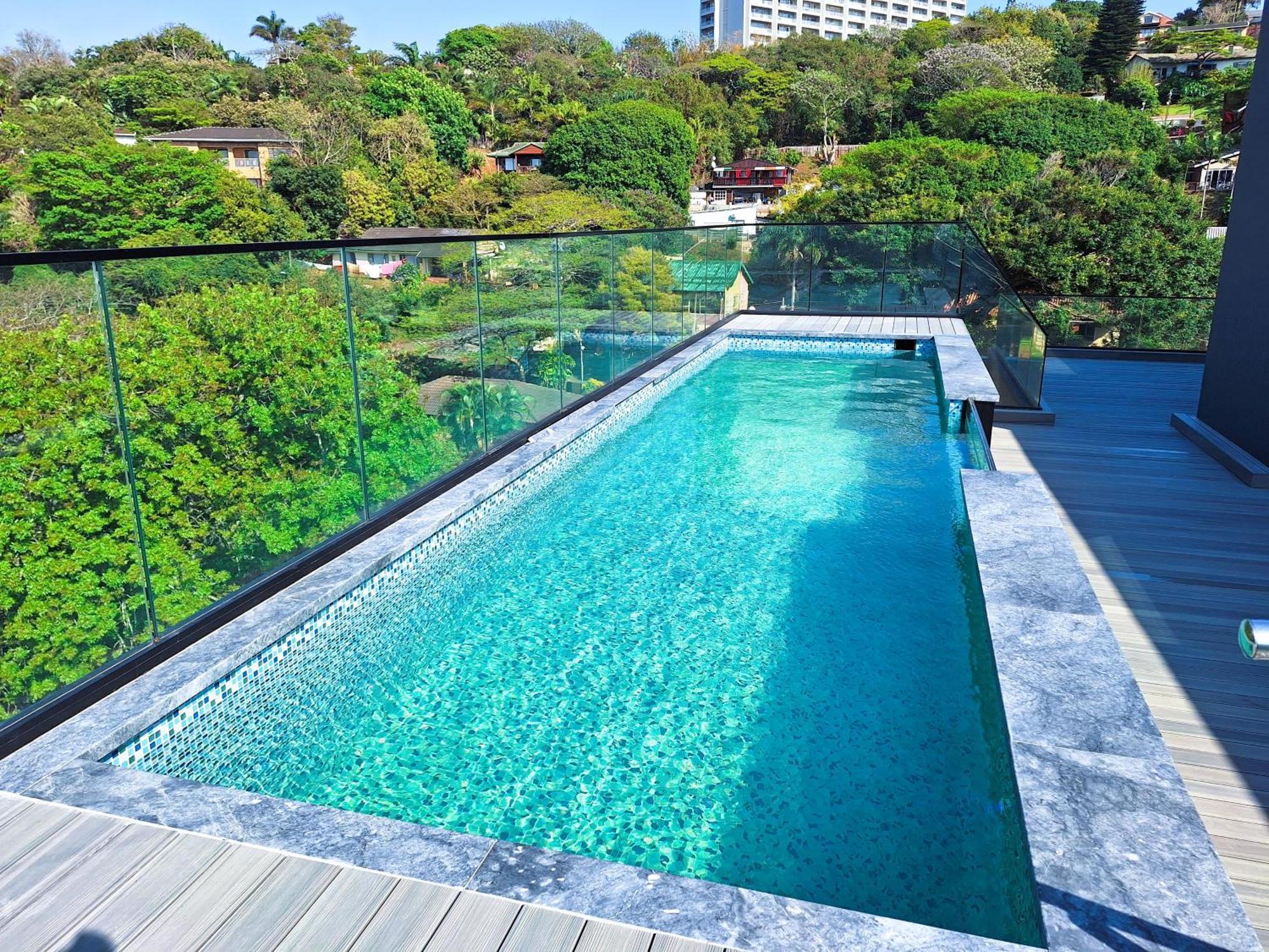 Zar Hotel Amanzimtoti Exterior foto